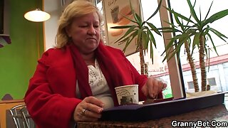 Banging Bentley video (Elizabeth Bentley) - 2022-02-18 04:22:37